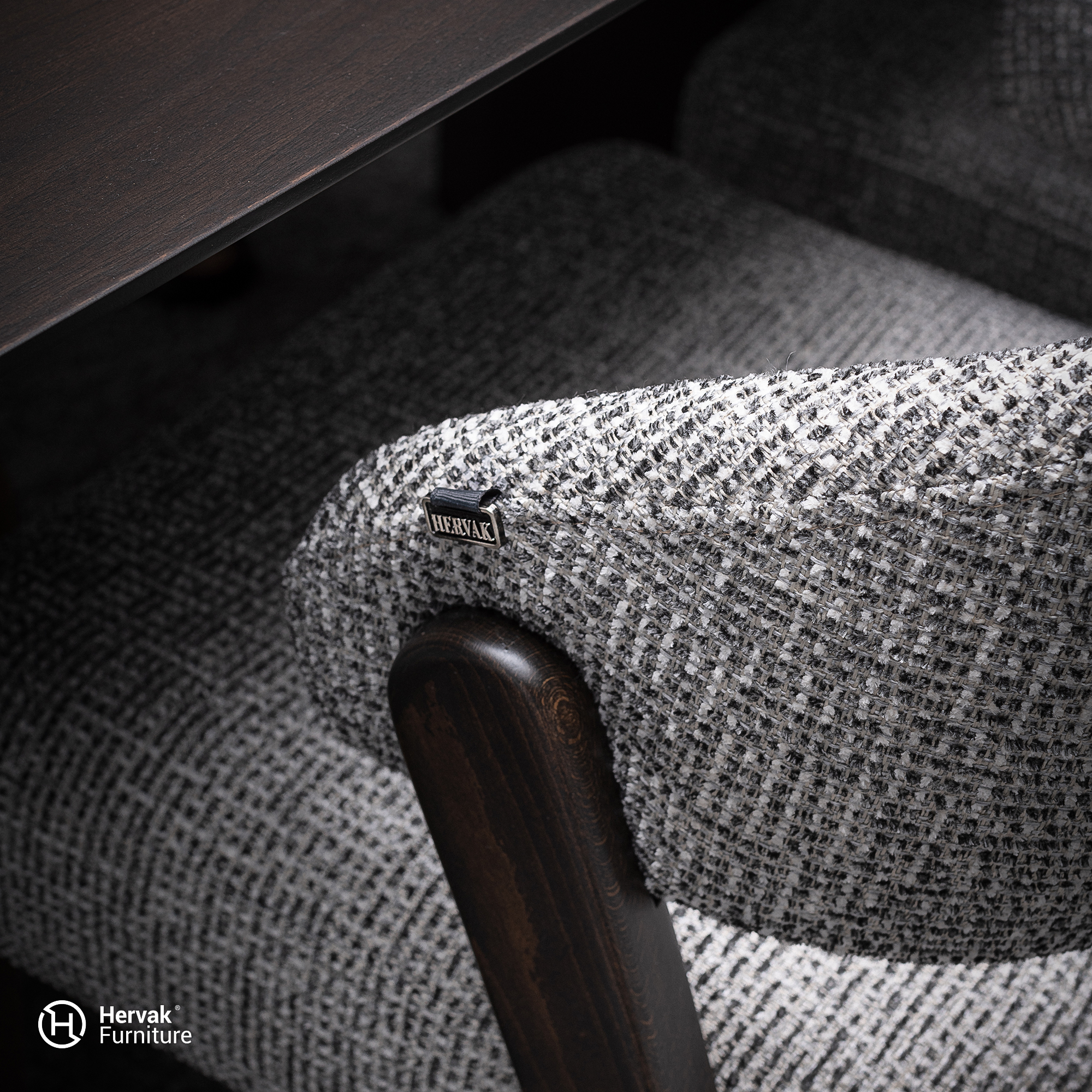 جزئیات پارچه مبل پینار